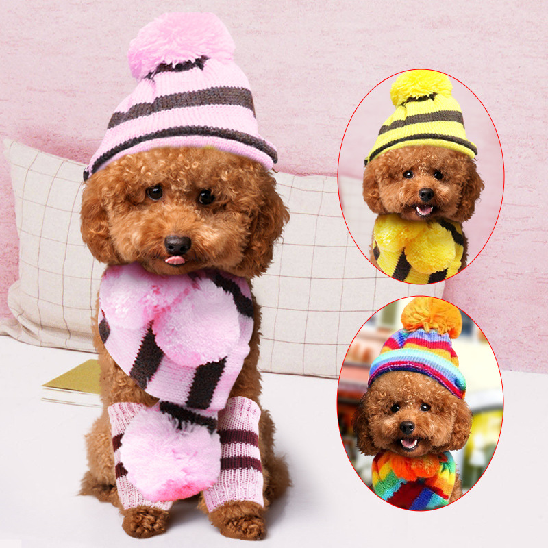 レインボーストライプニット犬用冬服セット 暖かい帽子、スカー - Winter Clothing Leg Warmers のレビューと価格