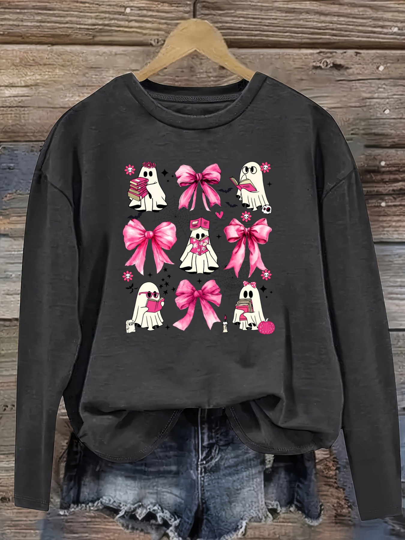 レディースカジュアル長袖クルーネックTシャツ、ピンクのリボン - Winter Clothing Usa のレビューと価格