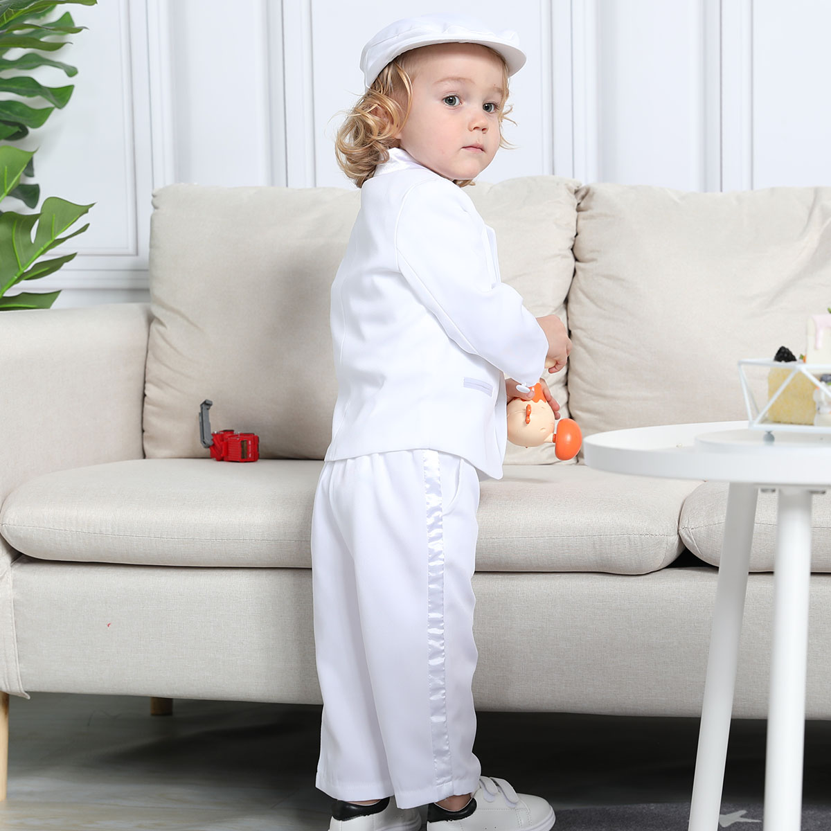 男の子の長袖のtuxedo衣装、帽子、幼児の結婚式のスーツ、 - Winter Clothing For Toddlers のレビューと価格